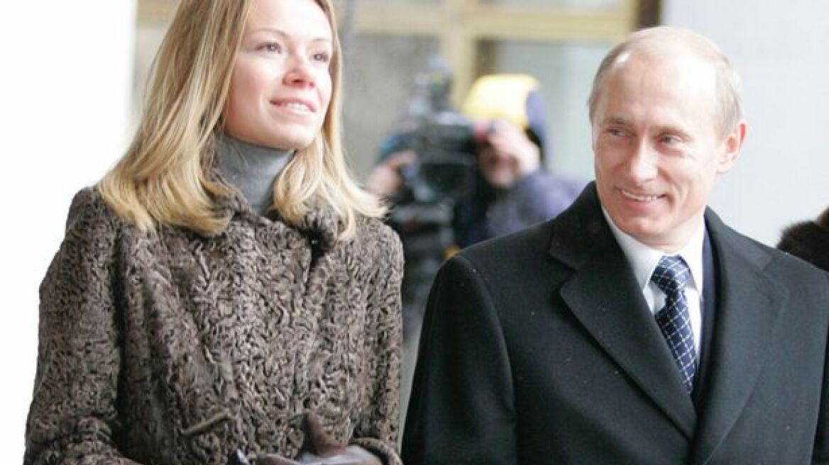 Πούτιν: Είμαι περήφανος που οι κόρες μου ζουν και δουλεύουν στη Ρωσία